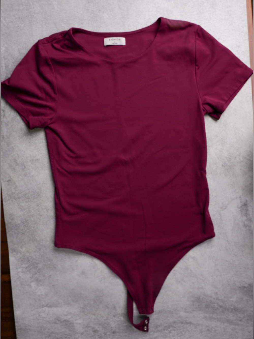 Babaton Aritzia Crew Neck Bodysuit Size L